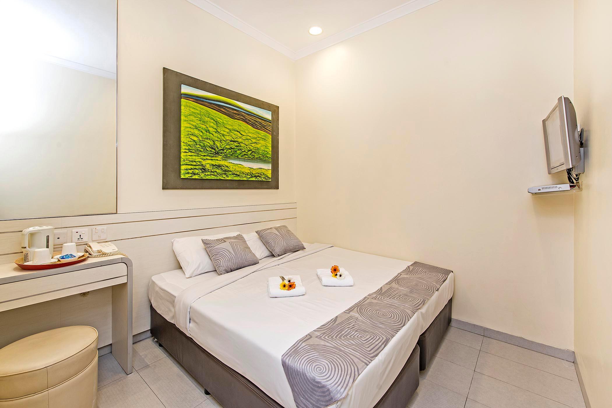 Khách sạn 81 Elegance 2*